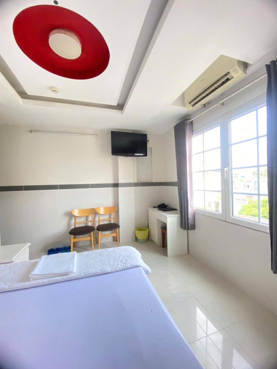 Khach San Hoang TP. Hồ Chí Minh
